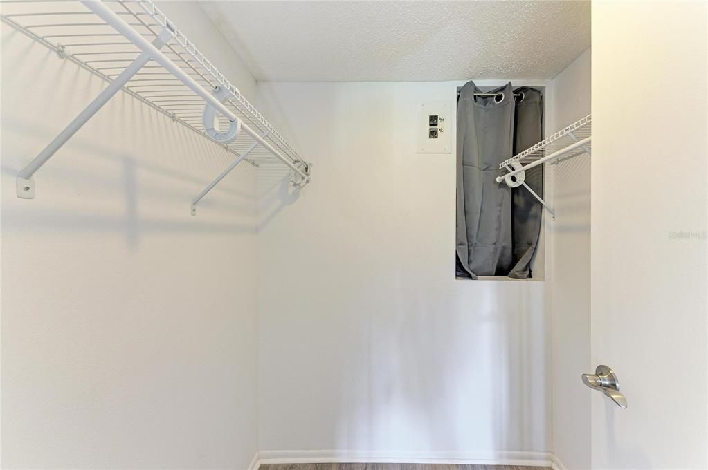 En Venta: $114,900 (2 camas, 1 baños, 912 Pies cuadrados)