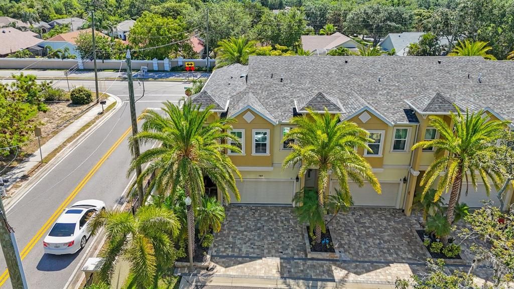 В аренду: $3,000 (3 спален, 2 ванн, 2230 Квадратных фут)