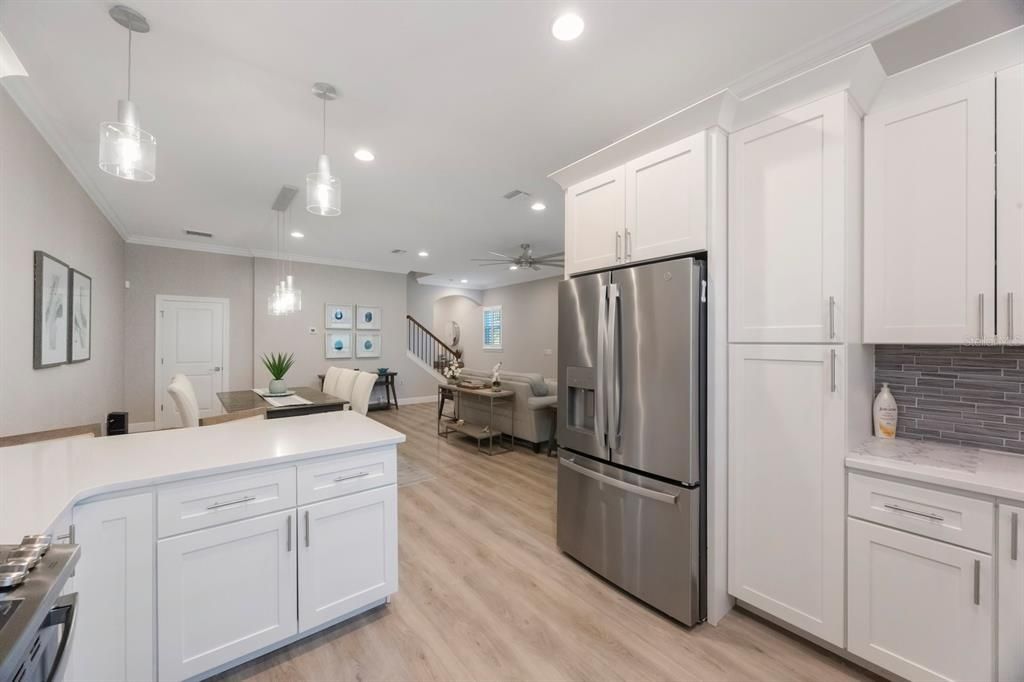 В аренду: $3,000 (3 спален, 2 ванн, 2230 Квадратных фут)