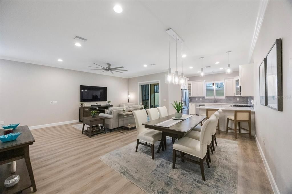 В аренду: $3,000 (3 спален, 2 ванн, 2230 Квадратных фут)