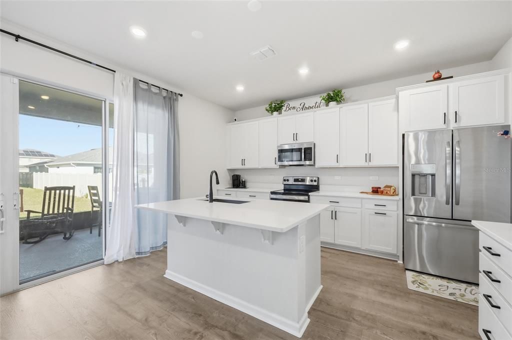 For Rent: $3,300 (5 beds, 3 baths, 3106 Square Feet)