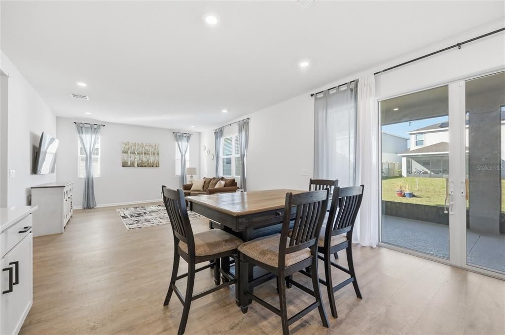 For Rent: $3,300 (5 beds, 3 baths, 3106 Square Feet)