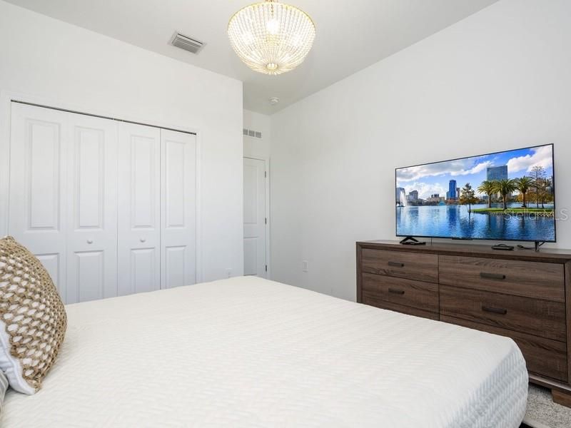 En Renta: $5,100 (5 camas, 5 baños, 3081 Pies cuadrados)