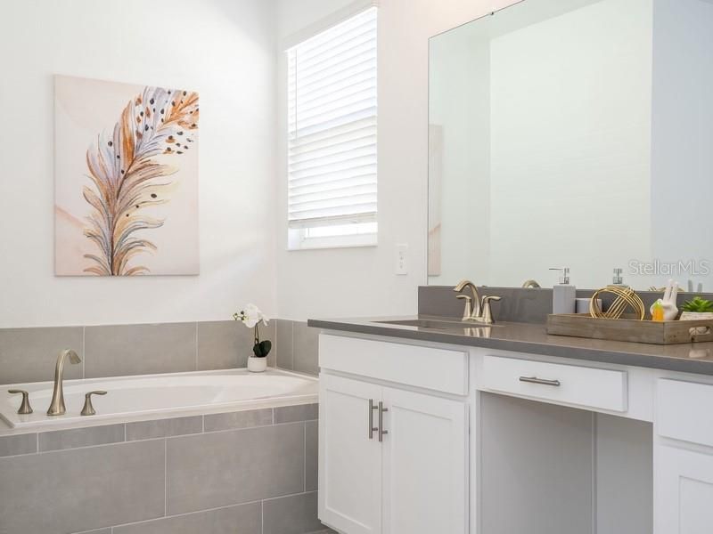 En Renta: $5,100 (5 camas, 5 baños, 3081 Pies cuadrados)