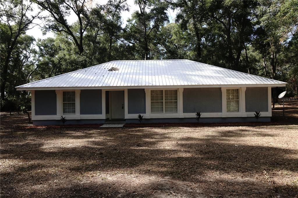 For Sale: $375,000 (3 beds, 2 baths, 1600 Square Feet)