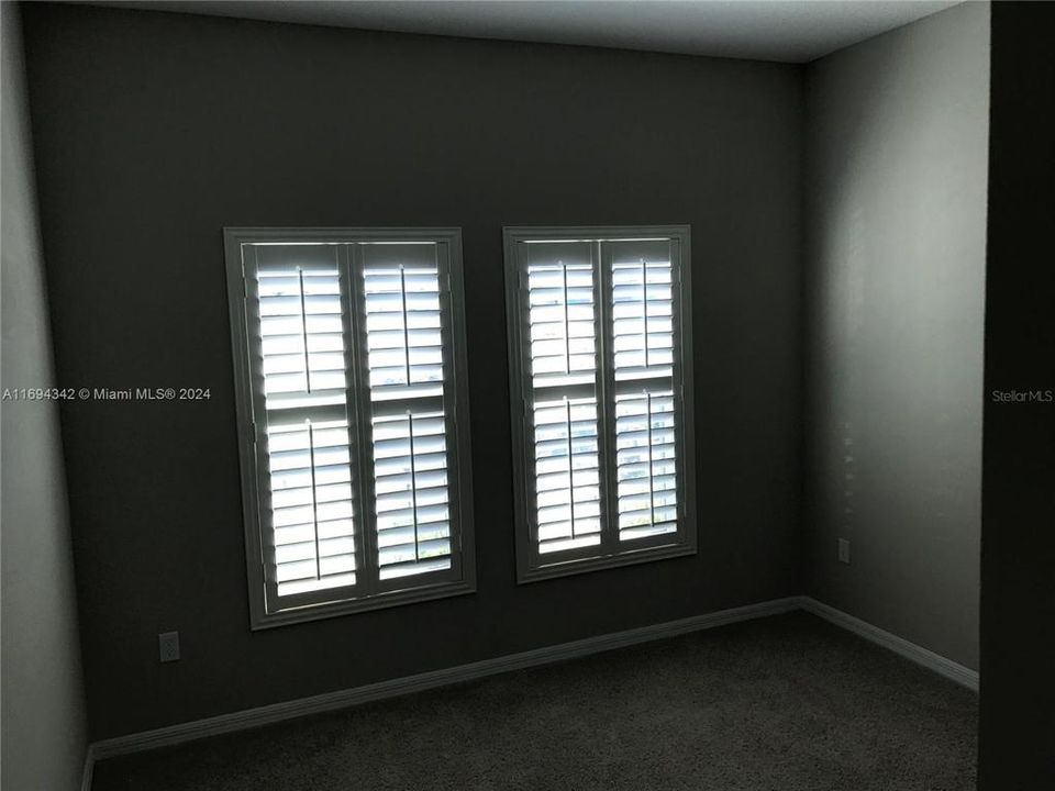 For Sale: $355,500 (3 beds, 2 baths, 1474 Square Feet)