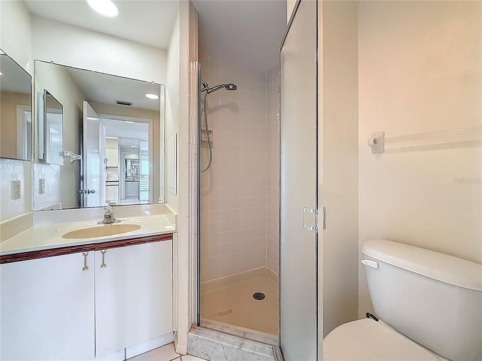 На продажу: $469,900 (2 спален, 2 ванн, 1145 Квадратных фут)