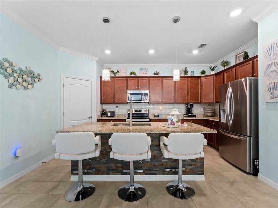 For Sale: $699,000 (3 beds, 3 baths, 1855 Square Feet)