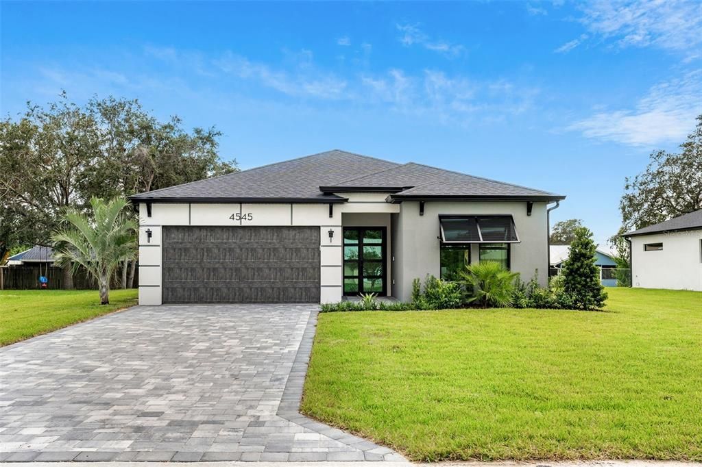 For Sale: $500,000 (3 beds, 2 baths, 1740 Square Feet)