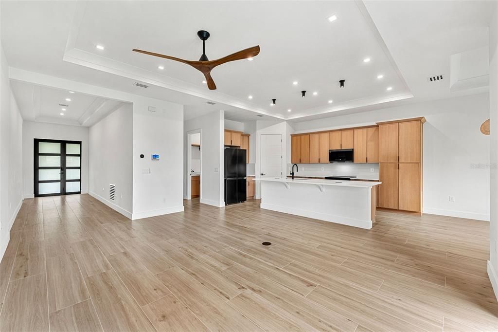 For Sale: $500,000 (3 beds, 2 baths, 1740 Square Feet)