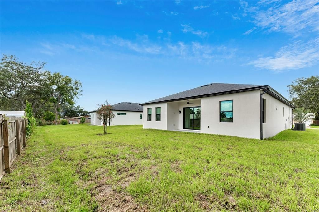 For Sale: $500,000 (3 beds, 2 baths, 1740 Square Feet)