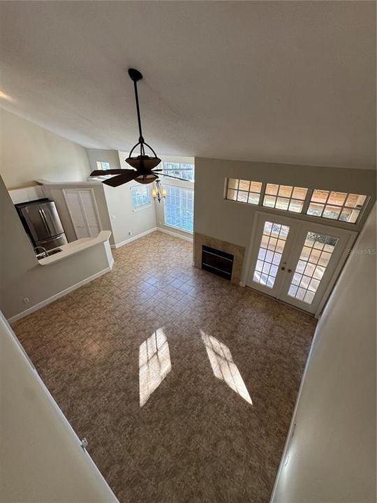 На продажу: $250,000 (2 спален, 2 ванн, 1234 Квадратных фут)