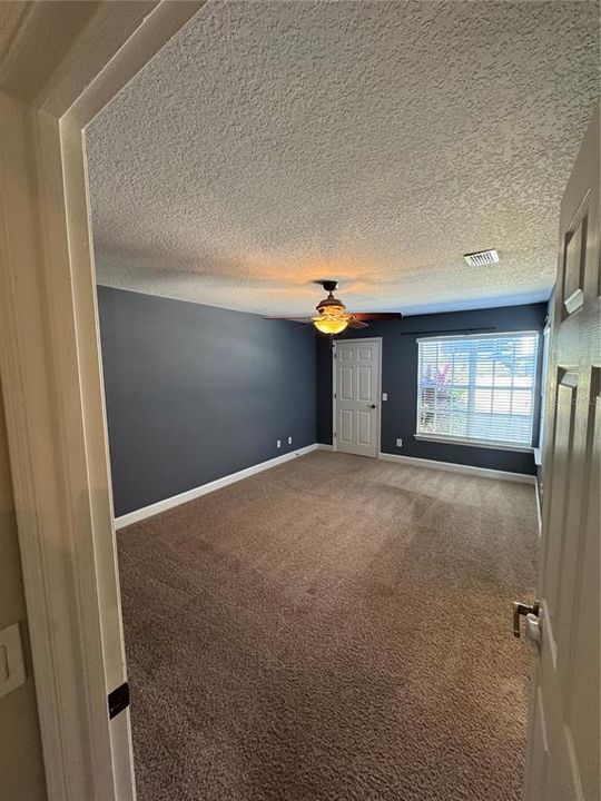 На продажу: $250,000 (2 спален, 2 ванн, 1234 Квадратных фут)