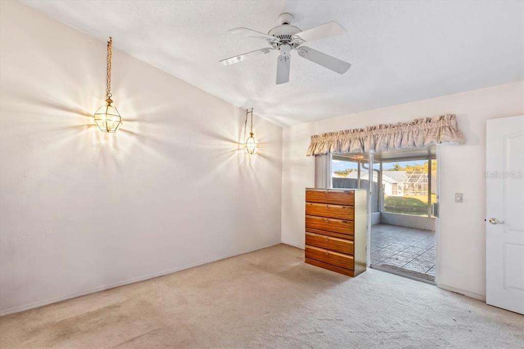 На продажу: $299,900 (2 спален, 2 ванн, 1273 Квадратных фут)