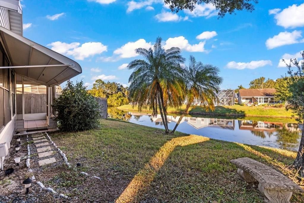 На продажу: $299,900 (2 спален, 2 ванн, 1273 Квадратных фут)