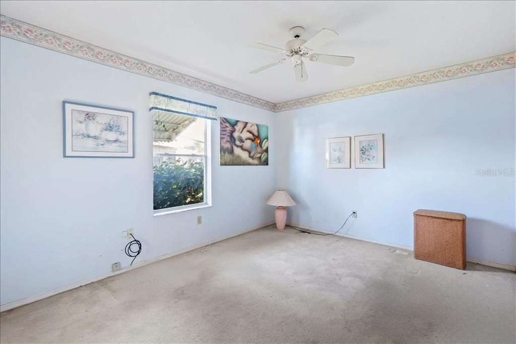 На продажу: $299,900 (2 спален, 2 ванн, 1273 Квадратных фут)