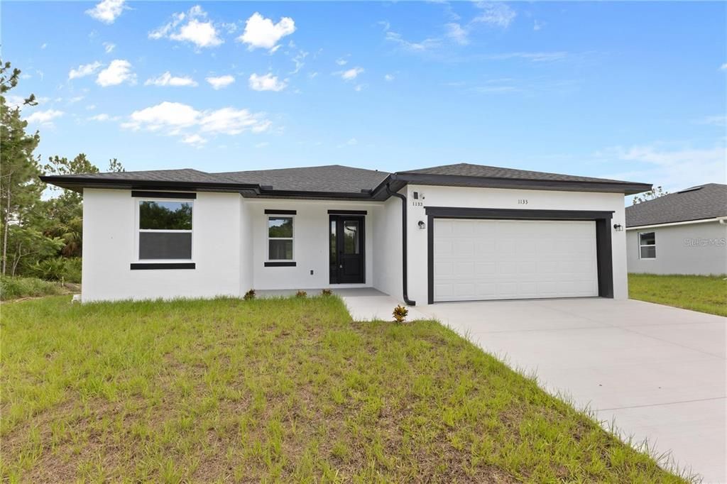 For Rent: $2,300 (4 beds, 2 baths, 1804 Square Feet)