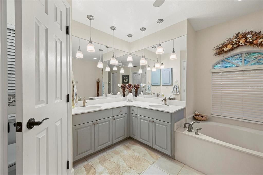 На продажу: $550,000 (3 спален, 2 ванн, 2238 Квадратных фут)