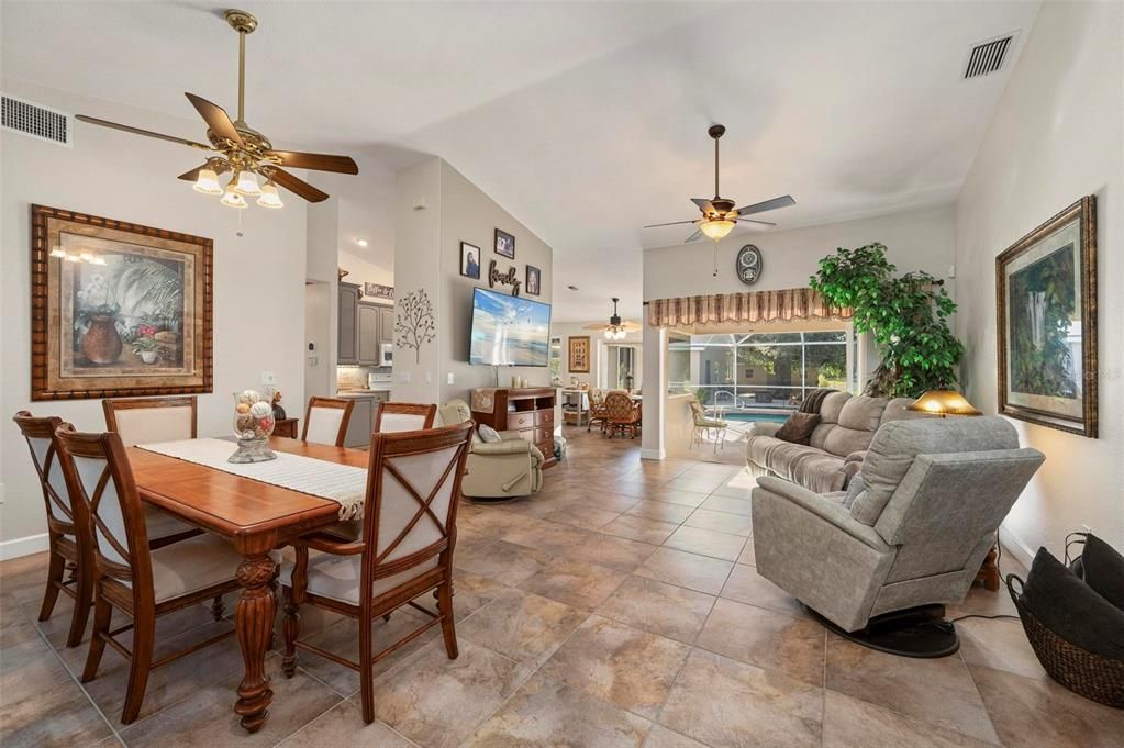 На продажу: $550,000 (3 спален, 2 ванн, 2238 Квадратных фут)