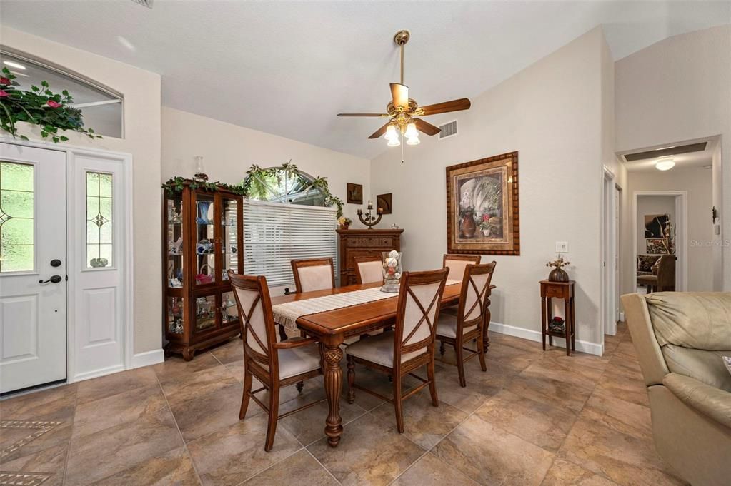 На продажу: $550,000 (3 спален, 2 ванн, 2238 Квадратных фут)