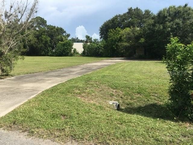 For Sale: $799,000 (1.30 acres)