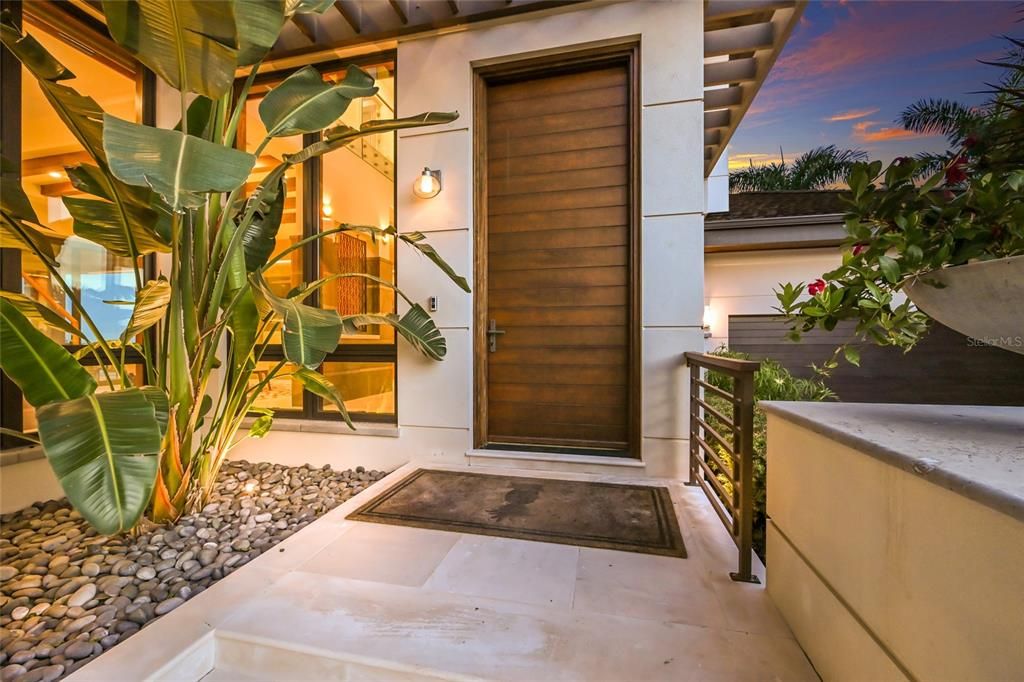 На продажу: $9,875,000 (4 спален, 4 ванн, 4338 Квадратных фут)