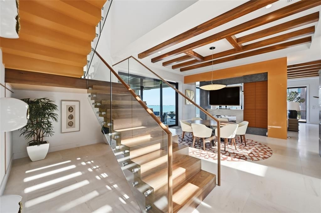 На продажу: $9,875,000 (4 спален, 4 ванн, 4338 Квадратных фут)