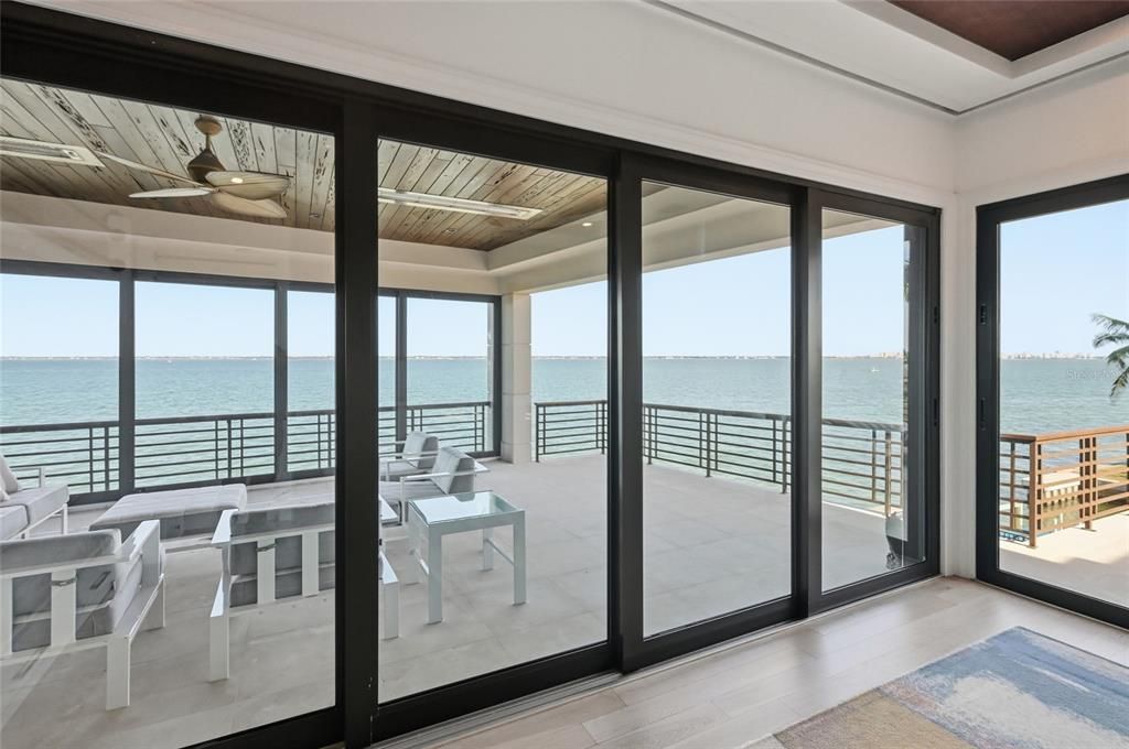 На продажу: $9,875,000 (4 спален, 4 ванн, 4338 Квадратных фут)