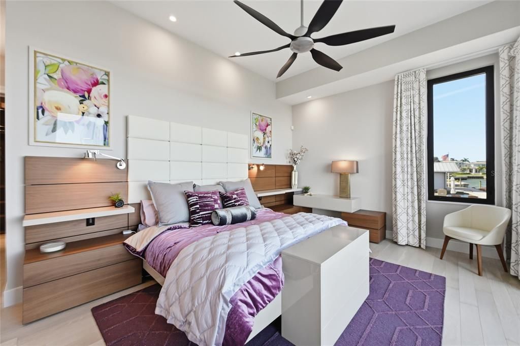 На продажу: $9,875,000 (4 спален, 4 ванн, 4338 Квадратных фут)