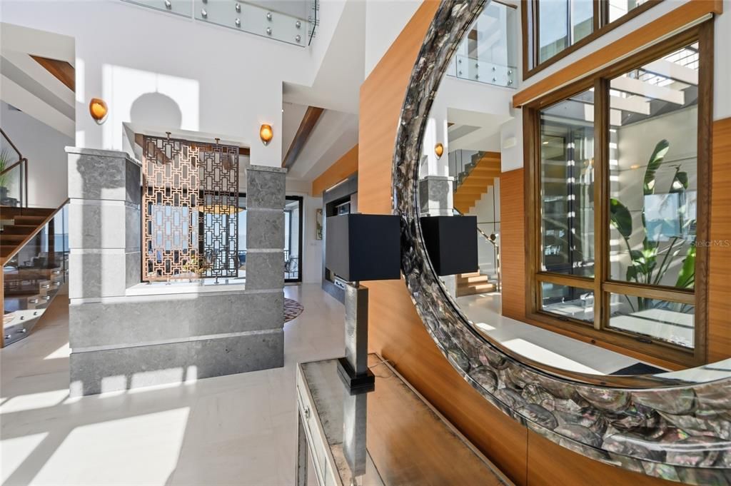 На продажу: $9,875,000 (4 спален, 4 ванн, 4338 Квадратных фут)