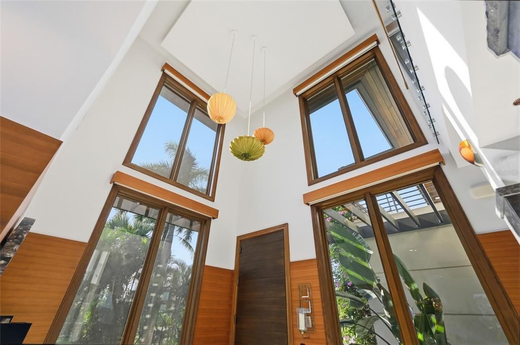 На продажу: $9,875,000 (4 спален, 4 ванн, 4338 Квадратных фут)