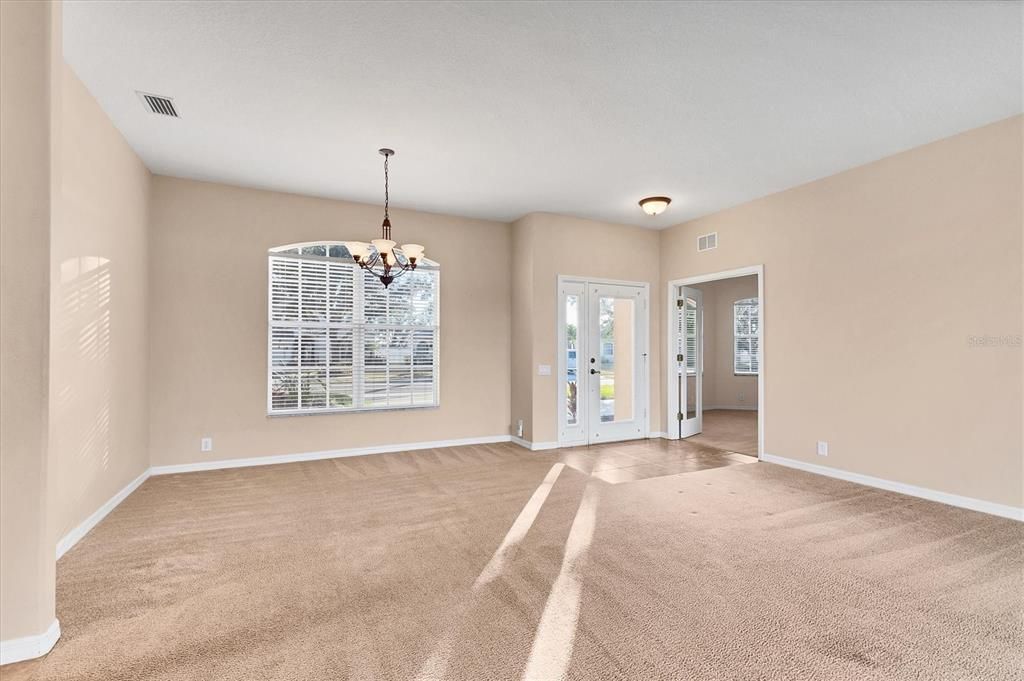 En Venta: $389,900 (3 camas, 2 baños, 1830 Pies cuadrados)