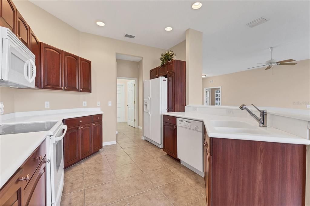 En Venta: $389,900 (3 camas, 2 baños, 1830 Pies cuadrados)