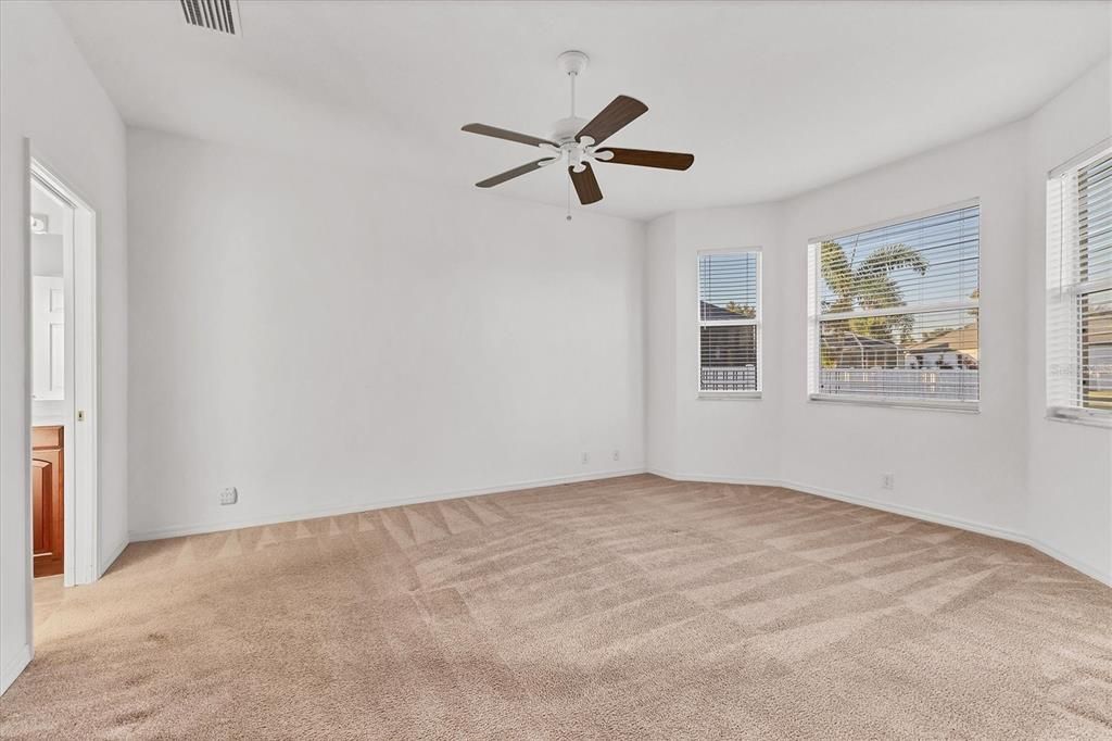 En Venta: $389,900 (3 camas, 2 baños, 1830 Pies cuadrados)