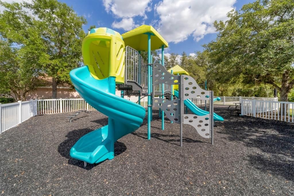 En Venta: $389,900 (3 camas, 2 baños, 1830 Pies cuadrados)