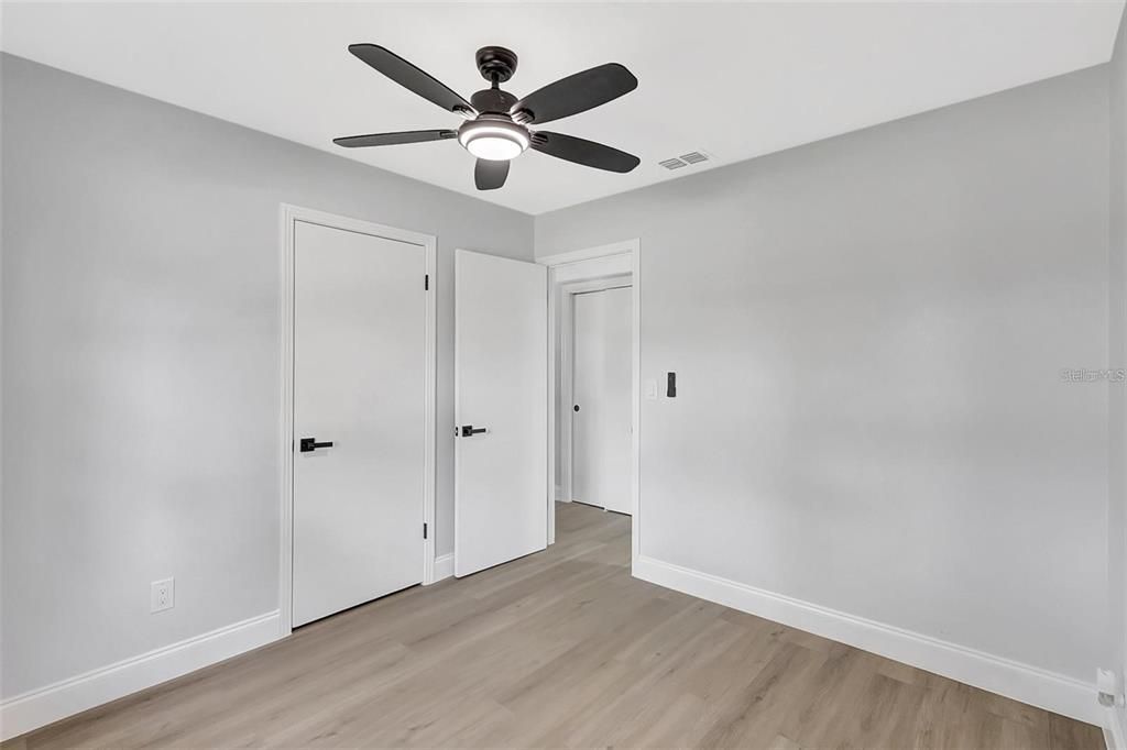 Active With Contract: $379,800 (3 beds, 2 baths, 1634 Square Feet)