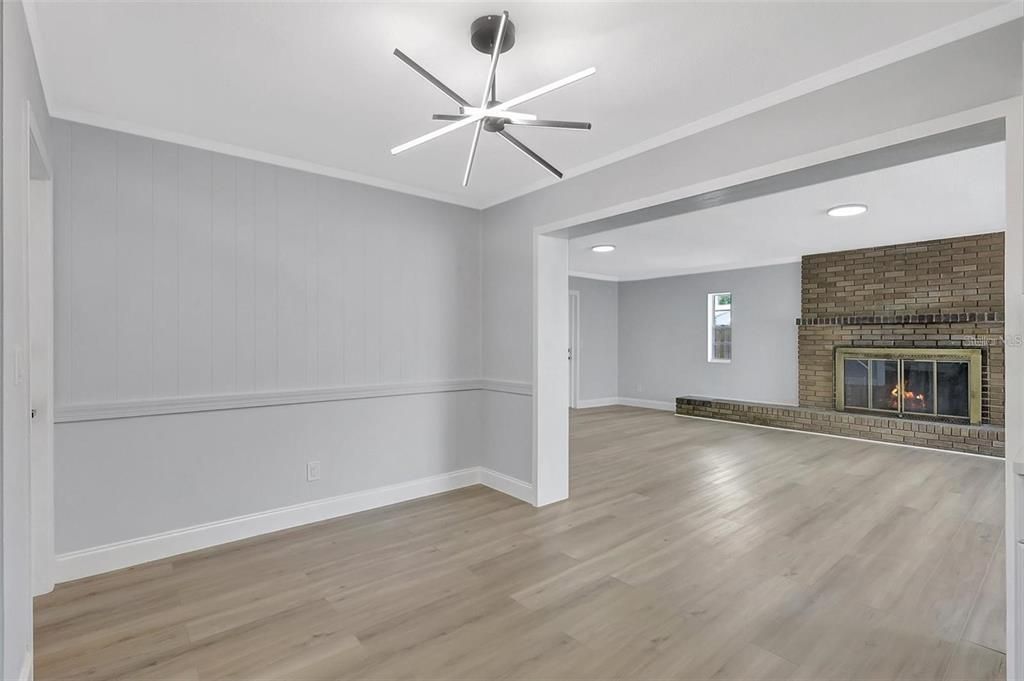 Active With Contract: $379,800 (3 beds, 2 baths, 1634 Square Feet)