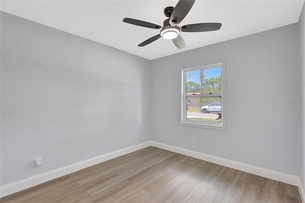 Active With Contract: $379,800 (3 beds, 2 baths, 1634 Square Feet)