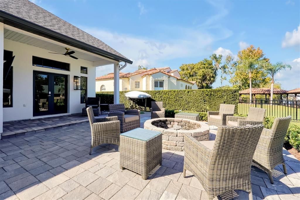 For Sale: $2,500,000 (5 beds, 4 baths, 4284 Square Feet)