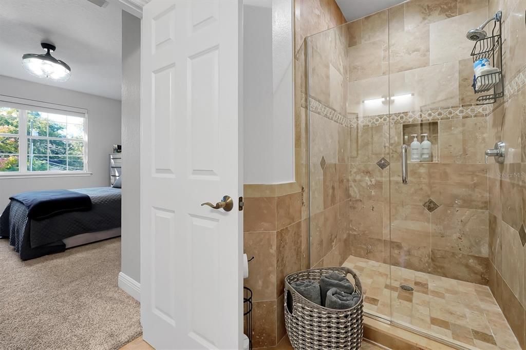 For Sale: $2,500,000 (5 beds, 4 baths, 4284 Square Feet)