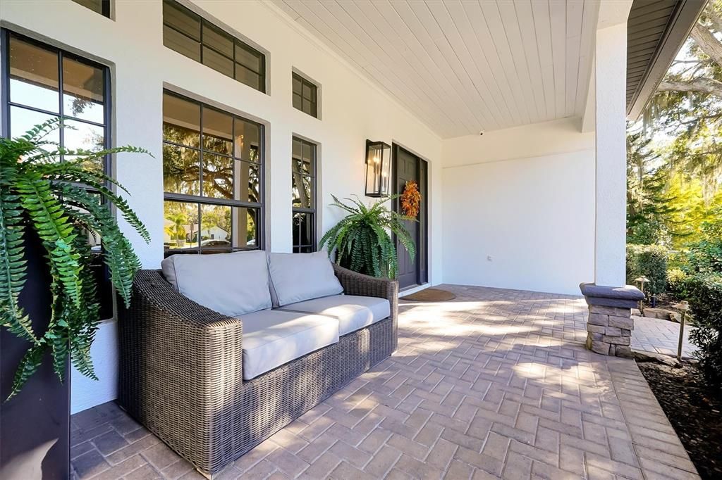 For Sale: $2,500,000 (5 beds, 4 baths, 4284 Square Feet)