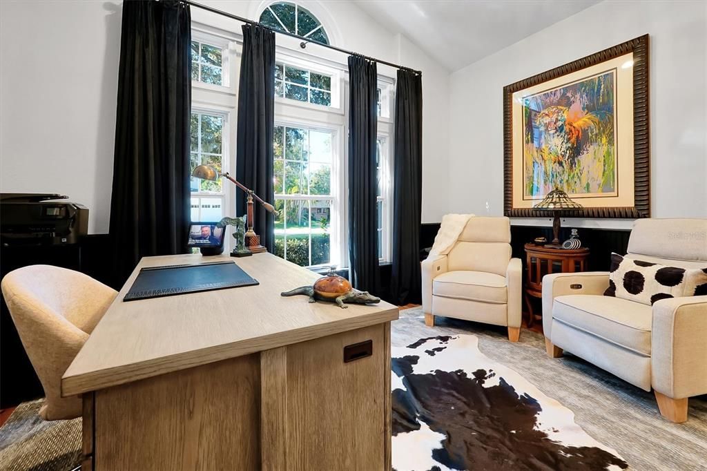 For Sale: $2,500,000 (5 beds, 4 baths, 4284 Square Feet)