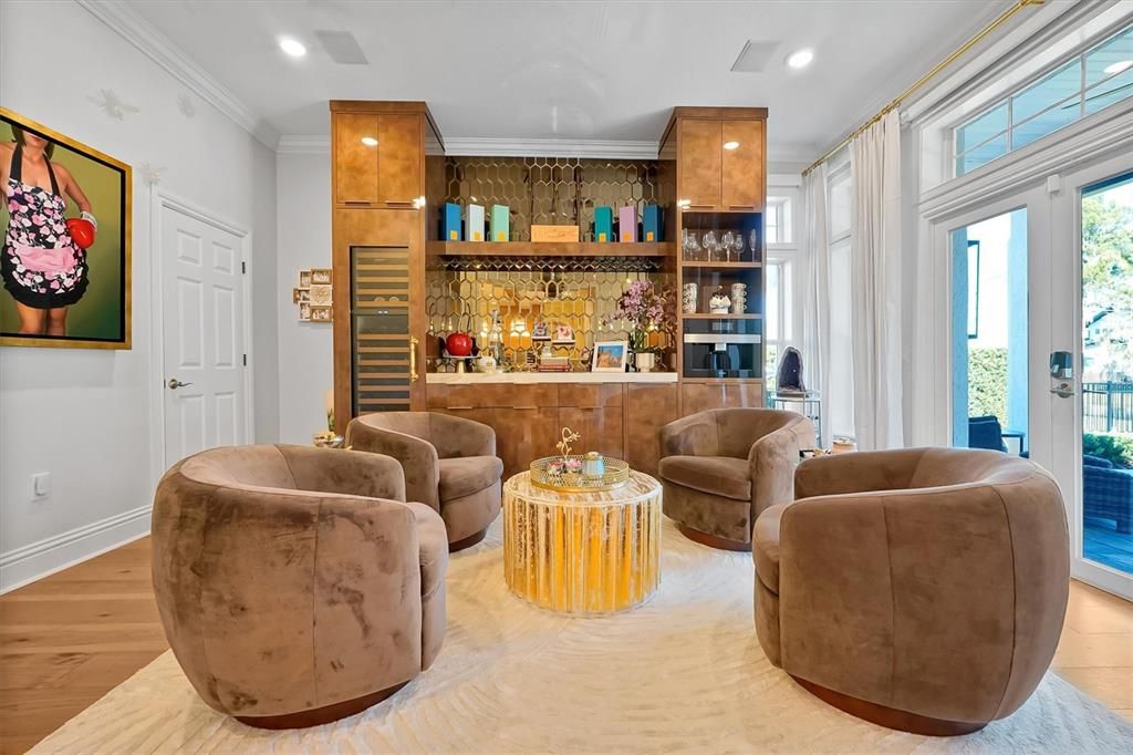 For Sale: $2,500,000 (5 beds, 4 baths, 4284 Square Feet)