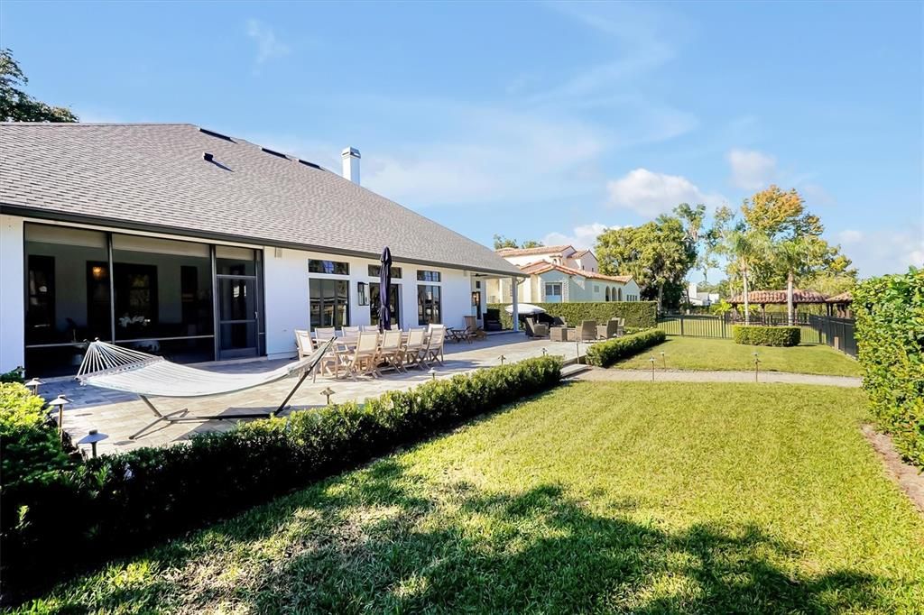 For Sale: $2,500,000 (5 beds, 4 baths, 4284 Square Feet)