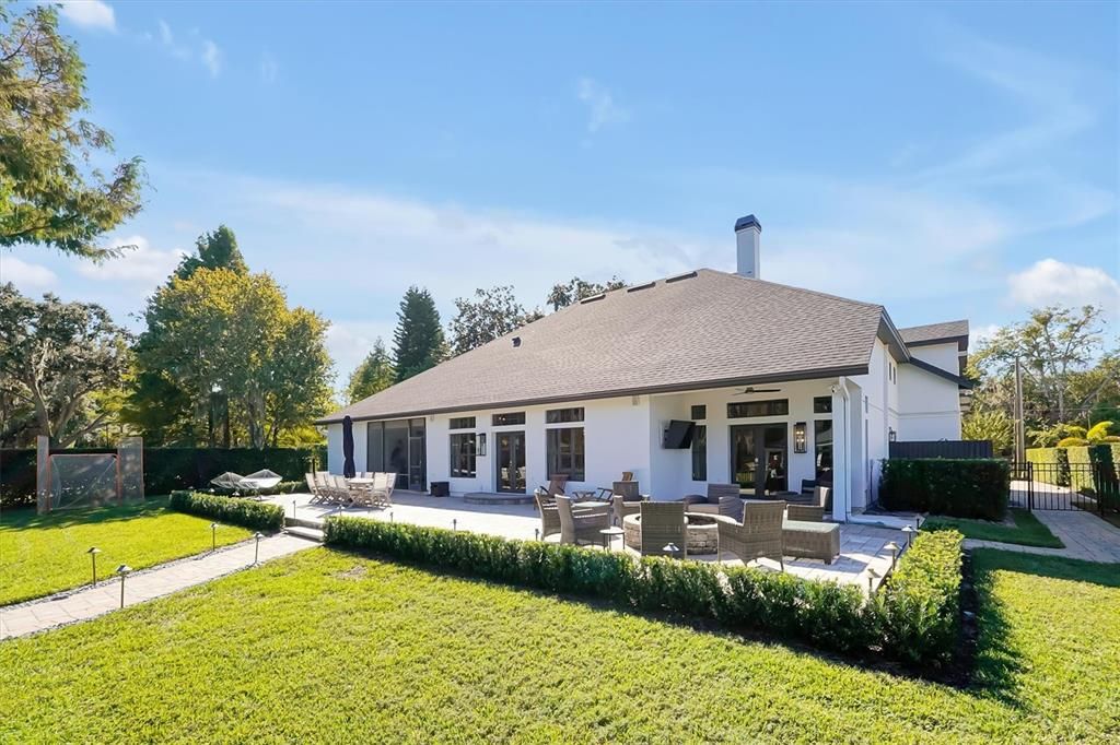 For Sale: $2,500,000 (5 beds, 4 baths, 4284 Square Feet)