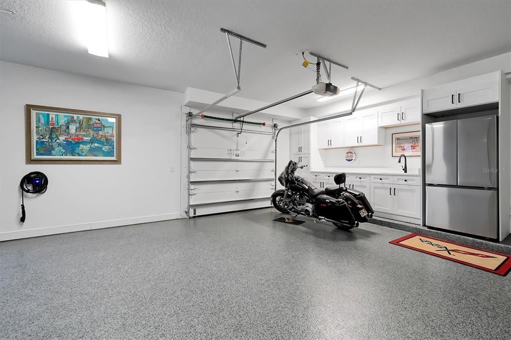 For Sale: $2,500,000 (5 beds, 4 baths, 4284 Square Feet)