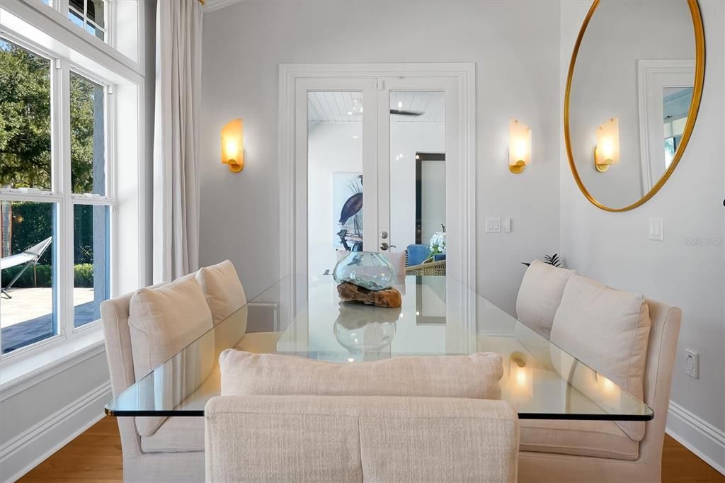 For Sale: $2,500,000 (5 beds, 4 baths, 4284 Square Feet)