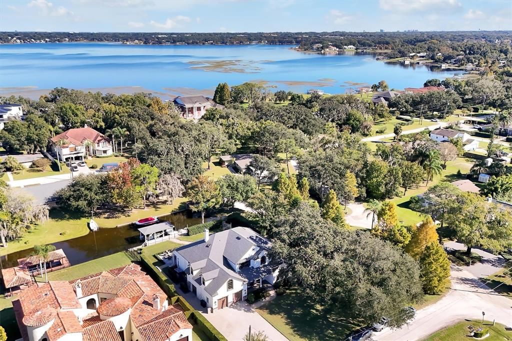 For Sale: $2,500,000 (5 beds, 4 baths, 4284 Square Feet)