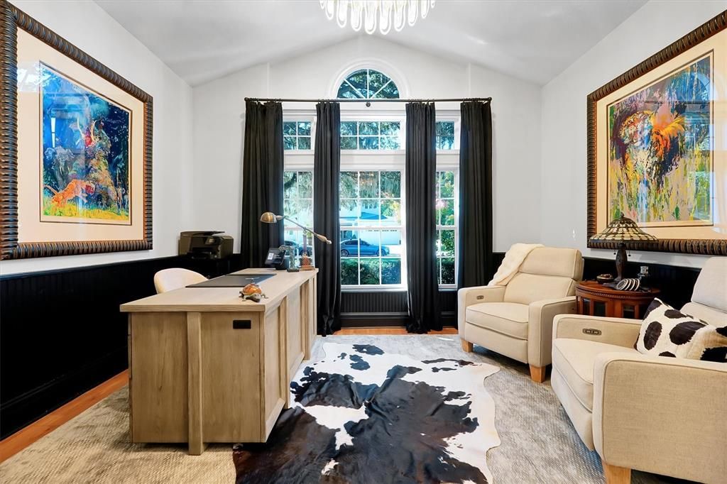 For Sale: $2,500,000 (5 beds, 4 baths, 4284 Square Feet)