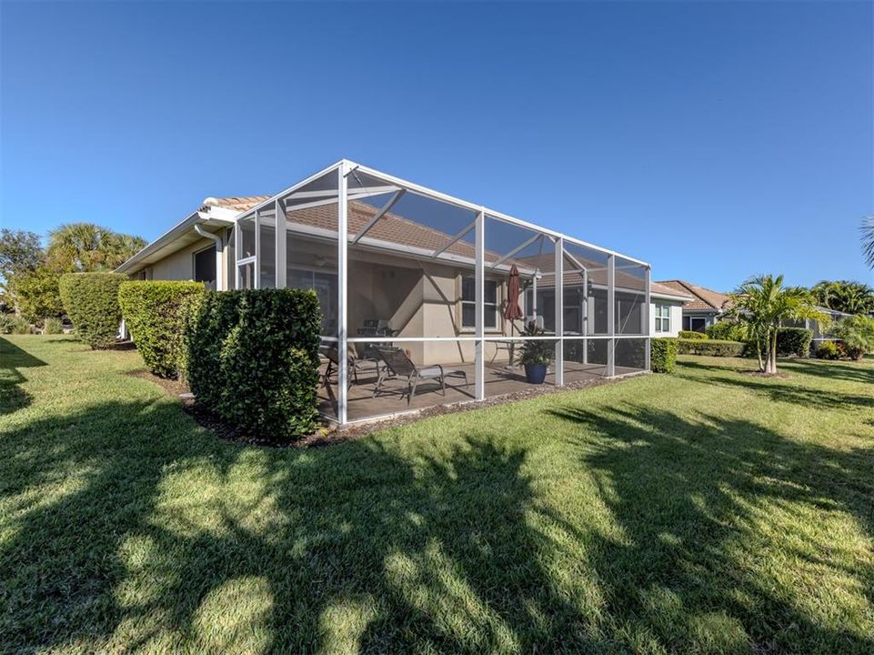 合同活跃: $359,000 (3 贝兹, 2 浴室, 1399 平方英尺)